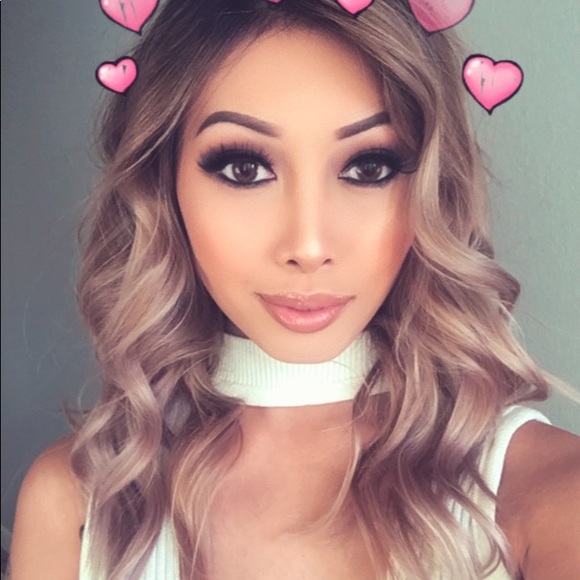 Meet your Posher, Alexandrea - Picture 1 of 1